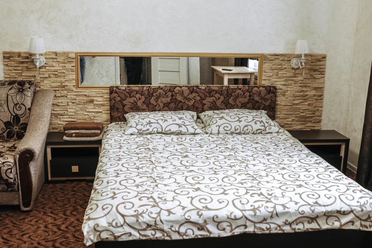 Hotel Rafinad ลวีฟ ภายนอก รูปภาพ