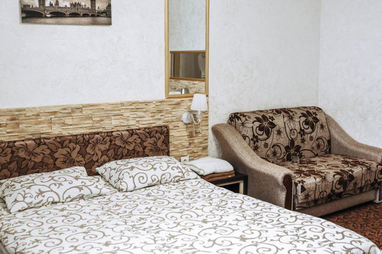 Hotel Rafinad ลวีฟ ภายนอก รูปภาพ